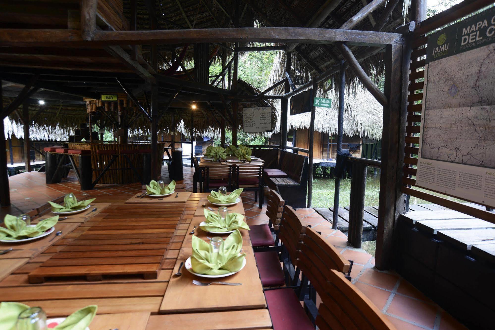 Jamu Lodge Puerto Montufar Eksteriør bilde